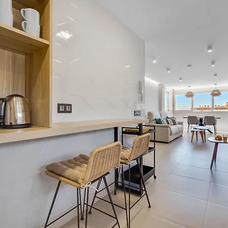 Micarlo 702 By Ivi Real Estate 托雷莫利诺斯